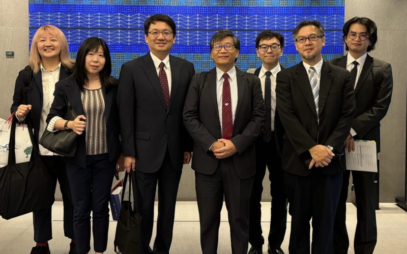 2EF02E9C-E67A-4EA1-8B0E-8A52E93E2CF5