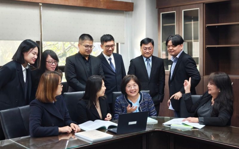 LINE_ALBUM_20250225團隊照片_250225_15_web