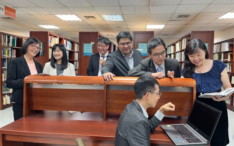 圖書館7人2843-601_web